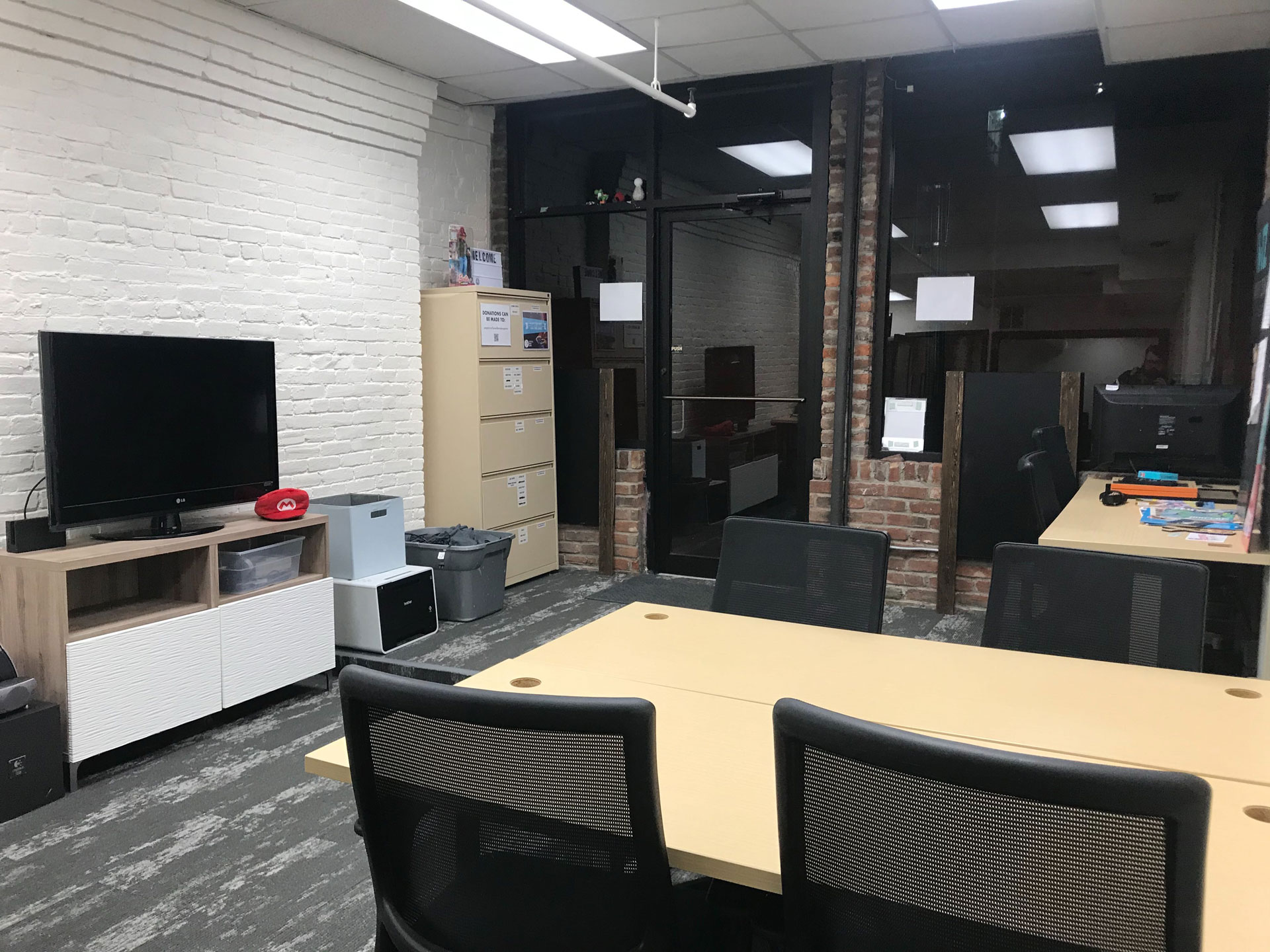 Warp Zone Louisville co-working space Louisville KY - Check out our amenities.